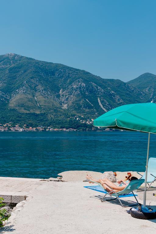 Celine'S Place By The Sea Kotor Buitenkant foto