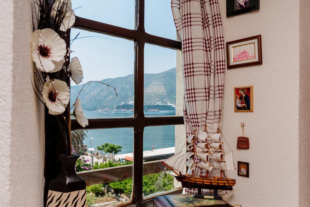 Celine'S Place By The Sea Kotor Buitenkant foto