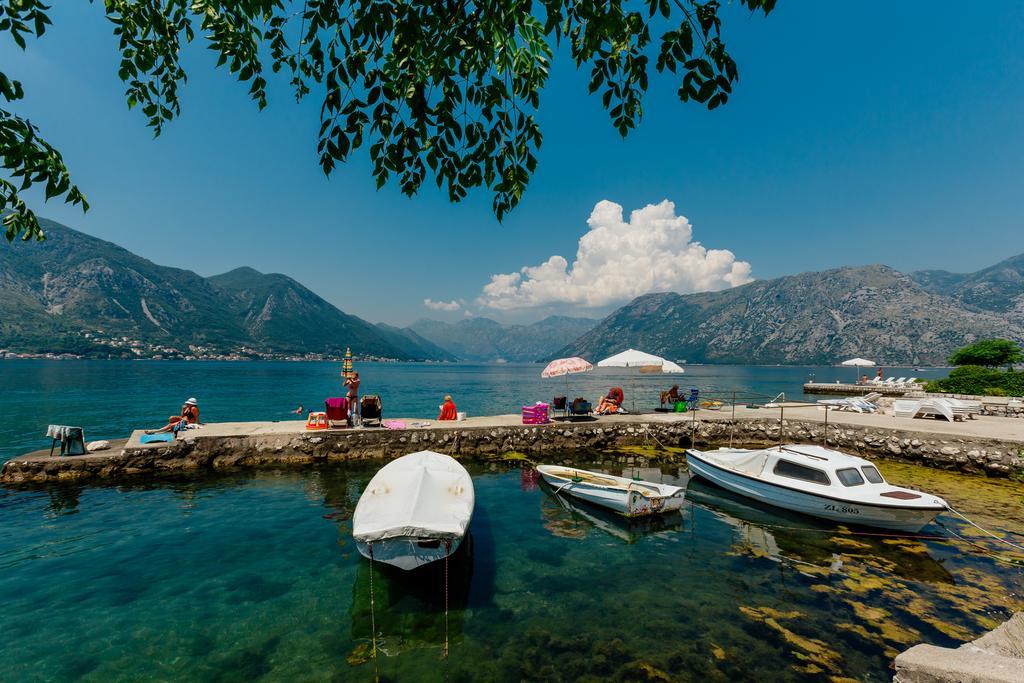 Celine'S Place By The Sea Kotor Buitenkant foto