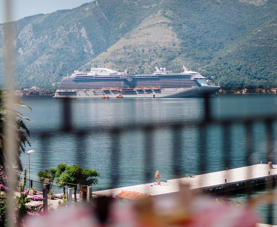 Celine'S Place By The Sea Kotor Buitenkant foto